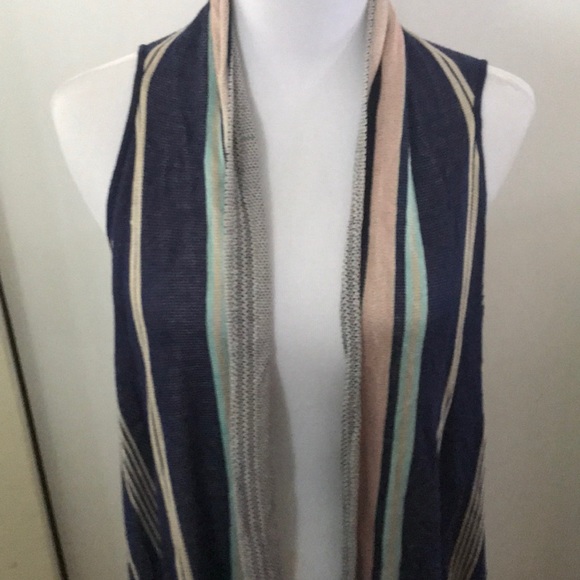 New sleeveless heavyweight long cardigan! - Picture 4 of 5